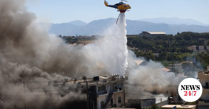 Ηράκλειο: Καλύτερη η εικόνα από τη φωτιά στην αποθήκη ξυλείας – Ζημιές σε