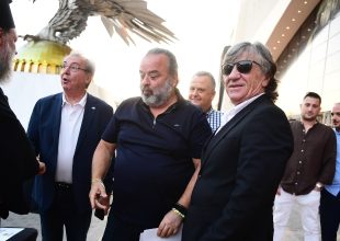 Στιγμές από την εκδήλωση της ΠΑΕ ΑΕΚ για το ταξίδι του τροπαίου (ΦΩΤΟ)