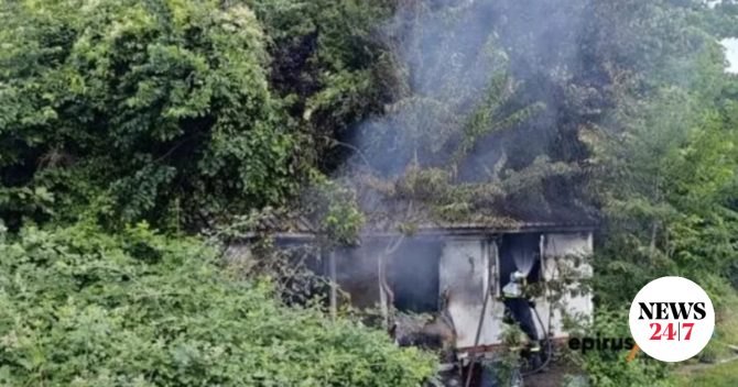 Τραγωδία στην Κόνιτσα: Από τον σεισμό του 1996 έμεναν στο κοντέινερ τα τέσσερα αδέρφια