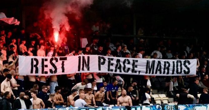 Μάριος Οικονόμου: Το συγκινητικό πανό των οπαδών της Κοπεγχάγης για τον αδικοχαμένο άσο