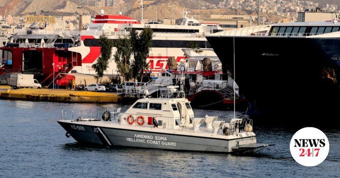 Συναγερμός στο λιμάνι του Πειραιά – Αυτοκίνητο έπεσε στη θάλασσα