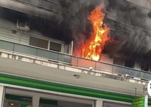 Θεσσαλονίκη: Φωτιά σε διαμέρισμα πάνω από βενζινάδικο στη Λεωφόρο Στρατού