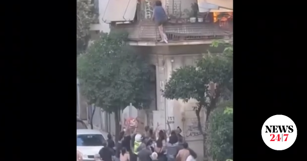 Καλλιθέα: Βίντεο ντοκουμέντο – Η στιγμή που η γυναίκα πηδά από το μπαλκόνι και σώζεται από πολίτες
