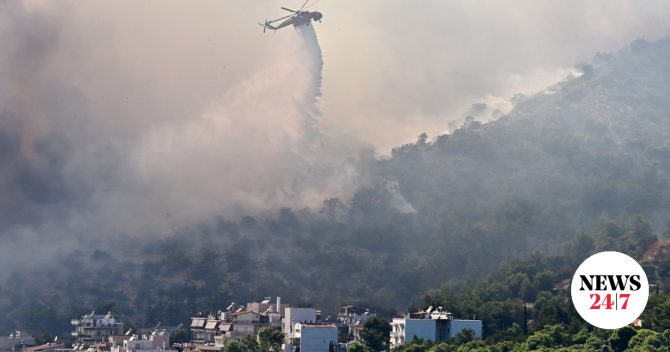 Συγκλονιστικές εικόνες από τις φωτιές σε Περιφερειακή Αιγάλεω και Χαϊδάρι – Ρίψεις νερού πάνω από τα σπίτια