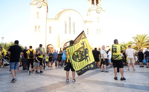 «Κιτρινόμαυρη» γιορτή στο Ηράκλειο για το Τρόπαιο της ΑΕΚ (pics)