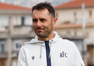Αντωνόπουλος: “Ξέρω ότι η ευθύνη είναι πάρα πολύ μεγάλη, περιμένουμε ακόμη 2-3 κινήσεις στο επιθετικό κομμάτι”