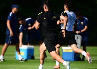 Δουλειά σε ένταση και ταχυδύναμη στην απογευματινή προπόνηση της ΑΕΚ (VID)