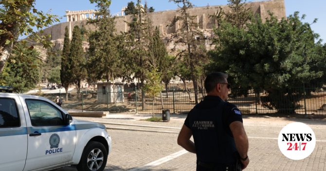 Ακρόπολη: Απολογείται ο 60χρονος που επιτέθηκε στους Αμερικανούς τουρίστες