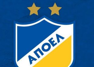 ΑΠΟΕΛ: Απαγόρευση μεταγραφών από την UEFA λόγω οφειλής στον Σαρφό