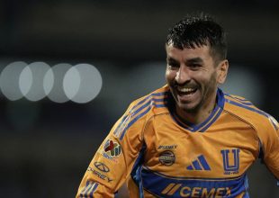 Ο Άνχελ Κορέα στη Ρίβερ Πλέιτ
