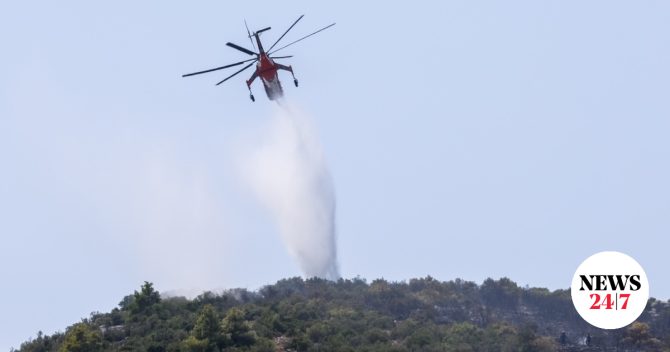 Φωτιά στα Μέθανα – Μήνυμα του 112 για ετοιμότητα των κατοίκων