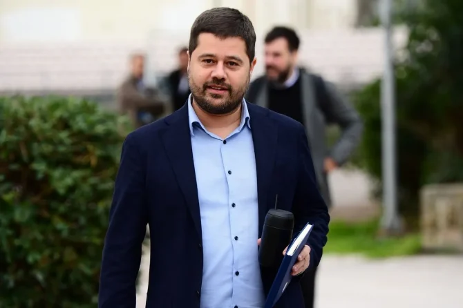 Εκλογές Super League – Γκαγκάτσης: “Η πρότασή μου είναι για 1+1, αλλιώς η ΕΠΟ θα αναγκαστεί να πάρει θέση στην επόμενη εκλογική διαδικασία της λίγκας”