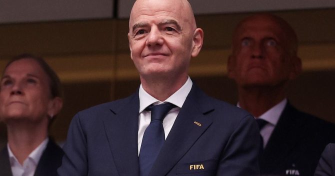 FIFA: Ομοσπονδίες της UEFA σχεδιάζουν να υποστηρίξουν έναν υποψήφιο για να αντιταχθεί στον Ινφαντίνο στις εκλογές για την προεδρία