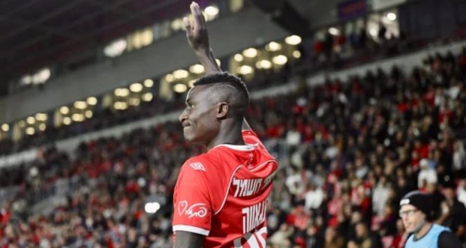 Η πρόταση της ΑΕΚ για Κάνγκουα, η στάση των ισραηλινών και οι ενναλακτικές της ΑΕΚ Η πρόταση της ΑΕΚ για Κάνγκουα, η στάση των ισραηλινών και οι ενναλακτικές της ΑΕΚ