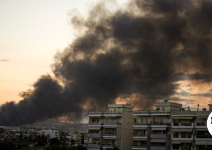 Πρόεδρος Πνευμονολόγων για Ωραιόκαστρο: Τα αιωρούμενα σωματίδια επηρεάζουν περιοχές χιλιόμετρα μακριά από τη φωτιά