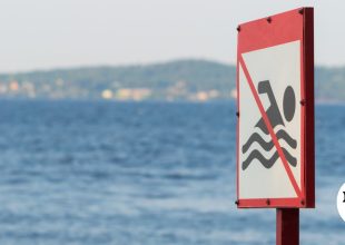 Υπουργείο Υγείας: Σε ποιες παραλίες της Αττικής απαγορεύεται η κολύμβηση