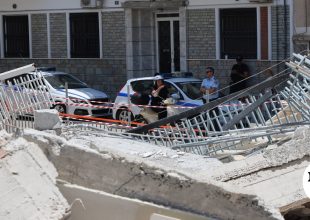 Κατάρρευση κτιρίου στα Πετράλωνα – Εκκενώνεται και