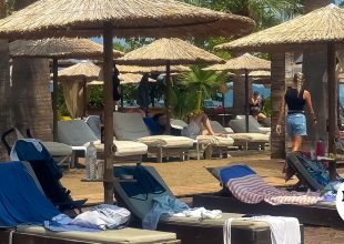 Ράχες: Μεθυσμένος ναυτικός παρενόχλησε ανήλικες – Έπεσαν στη θάλασσα για να σωθούν