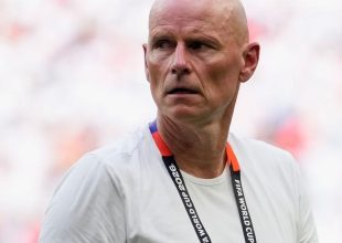 Μουντιάλ 2026, Σολμπάκεν: “Η μπάλα πέφτει ευθεία από τον ουρανό”