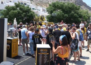 Τρέλα και στη Σίφνο για την κούπα της ΑΕΚ (ΦΩΤΟ)
