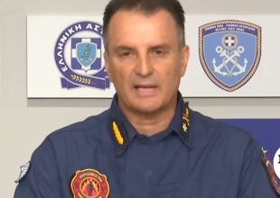 Βαθρακογιάννης: “Συνθήκες μηδενικής ορατότητας από τους ανέμους και τους καπνούς”