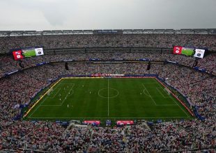 Μουντιάλ 2026: H FIFA πουλάει κομμάτια από το χορτάρι του γηπέδου του τελικού έως και 2.600 ευρώ