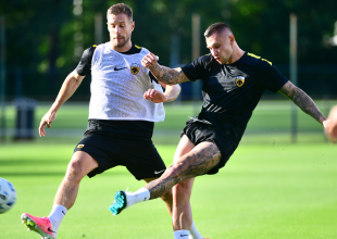 AEK TV: «Η πρώτη προπόνηση στην Ολλανδία»