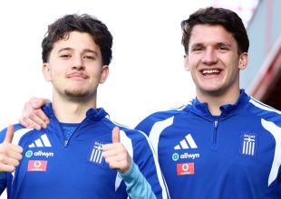 Άρσεναλ – Ντόρτμουντ 2-3: Οι Βεστφαλοί κατέκτησαν το Emirates Cup με γκολάρα του Καρέτσα, ασίστ και κερδισμένο πέναλτι για τον Τζόλη