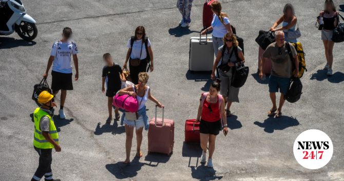 Επιστροφή αδειούχων: Περισσότερες οι αφίξεις από τις αναχωρήσεις – Αλλάζει