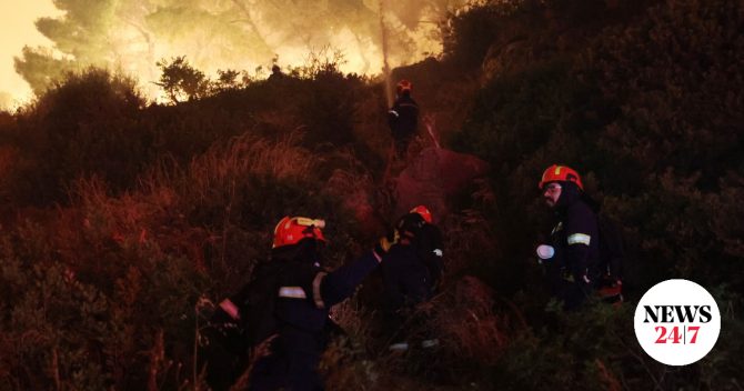 Φωτιές: Δύσκολη νύχτα σε Βοιωτία και Πόρτο Γερμενό – Μάχη να μην φτάσουν οι φλόγες στα σπίτια