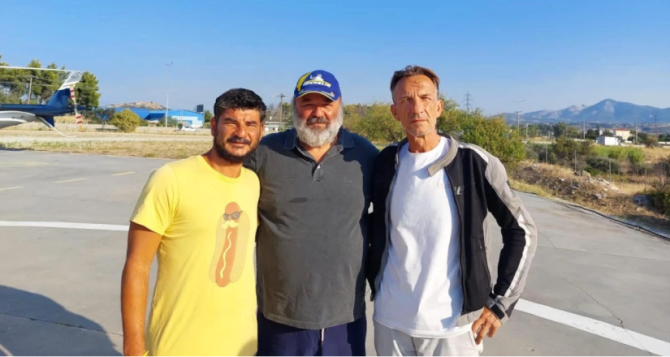 Το απίστευτο δώρο Ηλιόπουλου σε δύο φίλους της ΑΕΚ Το απίστευτο δώρο Ηλιόπουλου σε δύο φίλους της ΑΕΚ