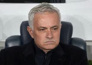 Μουρίνιο: “Είχα συμφωνήσει με τη Μάντσεστερ Γιουνάιτεντ για να διαδεχθώ τον Φέργκιουσον, αποφάσισα με την καρδιά μου να πάω στην Τσέλσι”