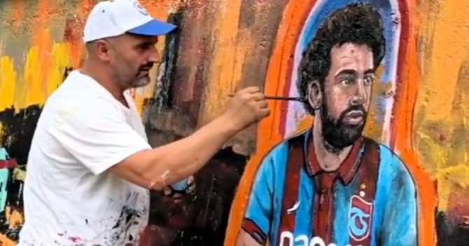 Τουρκία: Ο Σαλάχ έγινε γκράφιτι στους δρόμους της Τραπεζούντας μετά το εντυπωσιακό ξεκίνημά του με την Τραμπζονσπόρ