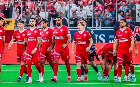 ELABET: Η Τουν έχει «Ενισχύσεις» στα ημίχρονα με τη Βίκινγκουρ