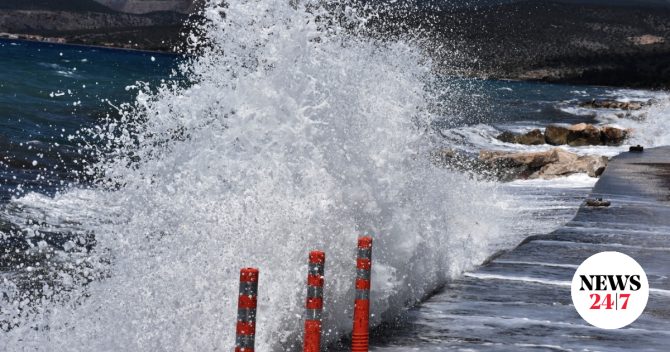 Meteo: Πάνω από 100 χλμ./ώρα οι ριπές ανέμου σε Αττική και Εύβοια