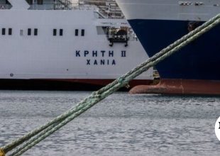 Έως τις 16:00 το απαγορευτικό απόπλου από Ραφήνα και Λαύριο – Τι ισχύει για τον Πειραιά