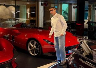 Ρονάλντο: Άνοιξε το γκαράζ του αξίας 22 εκατομμυρίων ευρώ και εντυπωσίασε με τη συλλογή των supercars του