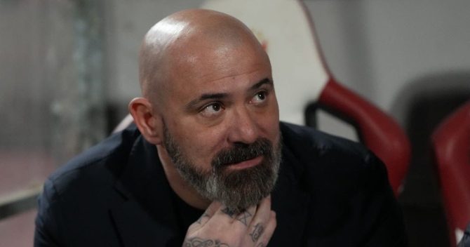 Ερυθρός Αστέρας: Παραιτήθηκε από τα καθήκοντά του ο Στάνκοβιτς