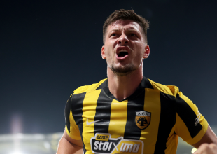 Ασίστ Ρότα, κεφαλιά Γιόβιτς και 1-0 η ΑΕΚ (VID)