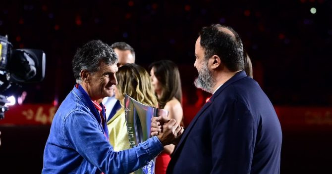 Ολυμπιακός: Σήμερα (14/08) το ραντεβού Μαρινάκη , που θα κρίνει το μέλλον του Βάσκου τεχνικού