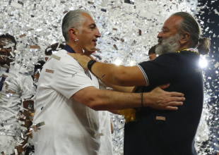 Ο ΟΦΗ αποθέωσε Ηλιόπουλο: «Αυτό είναι το ποδόσφαιρο» (ΦΩΤΟ)
