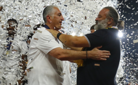 Ο ΟΦΗ αποθέωσε Ηλιόπουλο: «Αυτό είναι το ποδόσφαιρο» (ΦΩΤΟ)