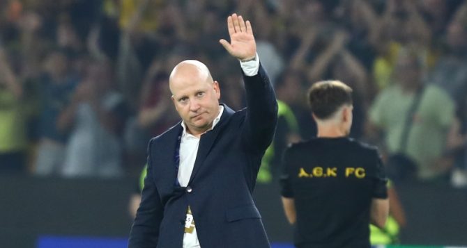 Νίκολιτς: «Είναι μόνο η αρχή του ταξιδιού – Να είμαστε ανταγωνιστικοί στην ελίτ του ποδοσφαίρου» Νίκολιτς: «Είναι μόνο η αρχή του ταξιδιού – Να είμαστε ανταγωνιστικοί στην ελίτ του ποδοσφαίρου»
