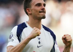 Άστον Βίλα: Προχωρά τις επαφές με την Μπάγερν για τον Παλίνια