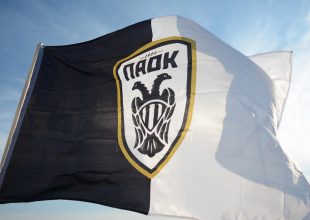 Ερασιτέχνης ΠΑΟΚ: “Καταγγέλλουμε την COSMOTE TV για υβριστικό σύνθημα που ακούστηκε σε intro εκπομπής”