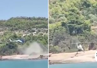 Σπέτσες: Προσήχθη επιβάτης του ελικοπτέρου που προσγειώθηκε σε παραλία με λουόμενους