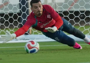 Άρης, μεταγραφές: Συμφωνία με Φαρένσε για τον Ρικάρντο Βέλιο, υπογράφει για τέσσερα χρόνια