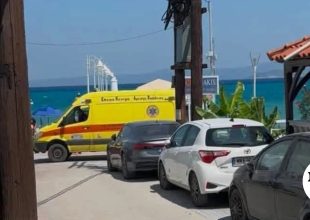 Χαλκιδική: Ασθενοφόρο δεν μπορούσε να προσεγγίσει περιστατικό λόγω σταθμευμένων ΙΧ