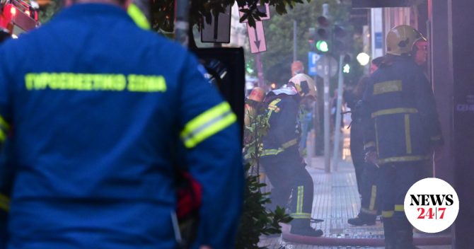 Φωτιά σε κατάστημα εστίασης στο Αιγάλεω