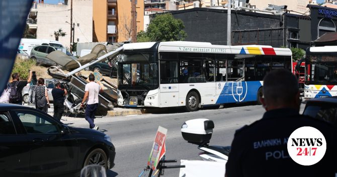 Θεσσαλονίκη -Τροχαίο στη Νεάπολη: Χειρουργήθηκε 21χρονη, εξιτήριο για τις δύο